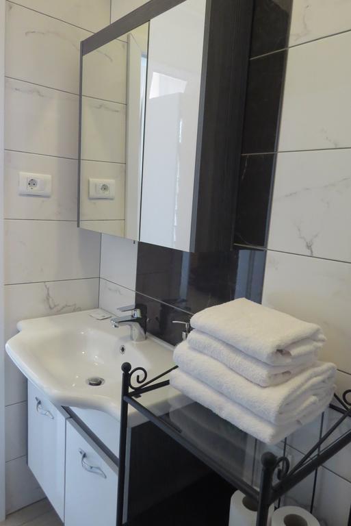 Bed And Breakfast Four Rooms Zadar Exterior photo